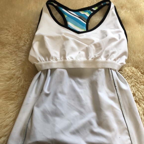 Workout tank top size M - Picture 7 of 7